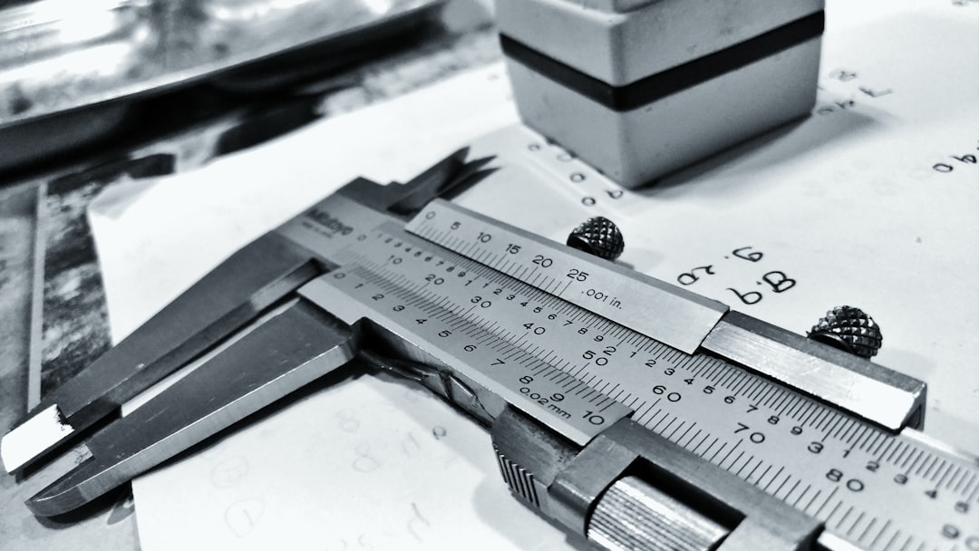 #accuracy #precision #vernier_caliper 